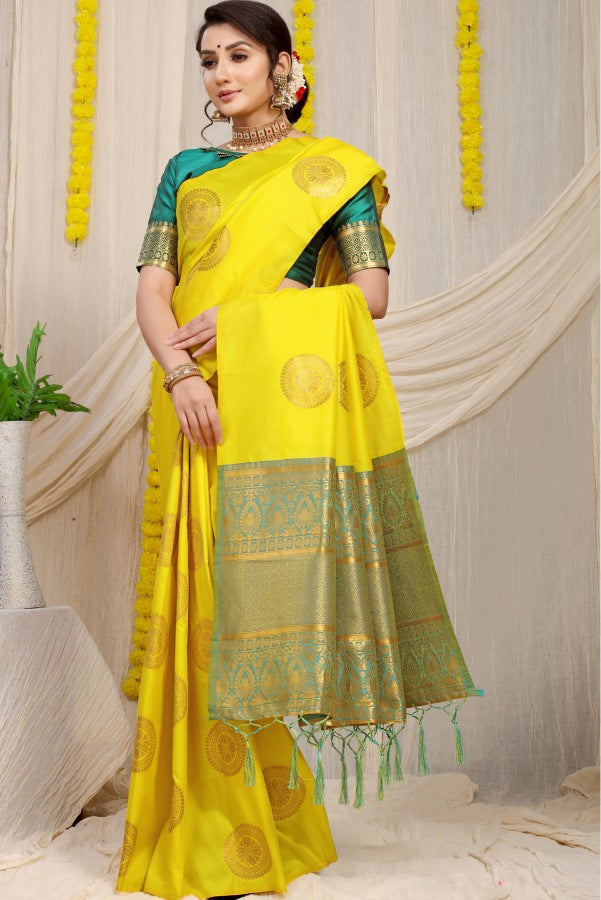 Attractive Lemon Kanjivaram Silk Saree and Angelic Blouse Piece