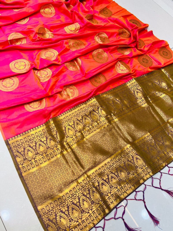 Adorning Pink Kanjivaram Silk Saree and Angelic Blouse Piece