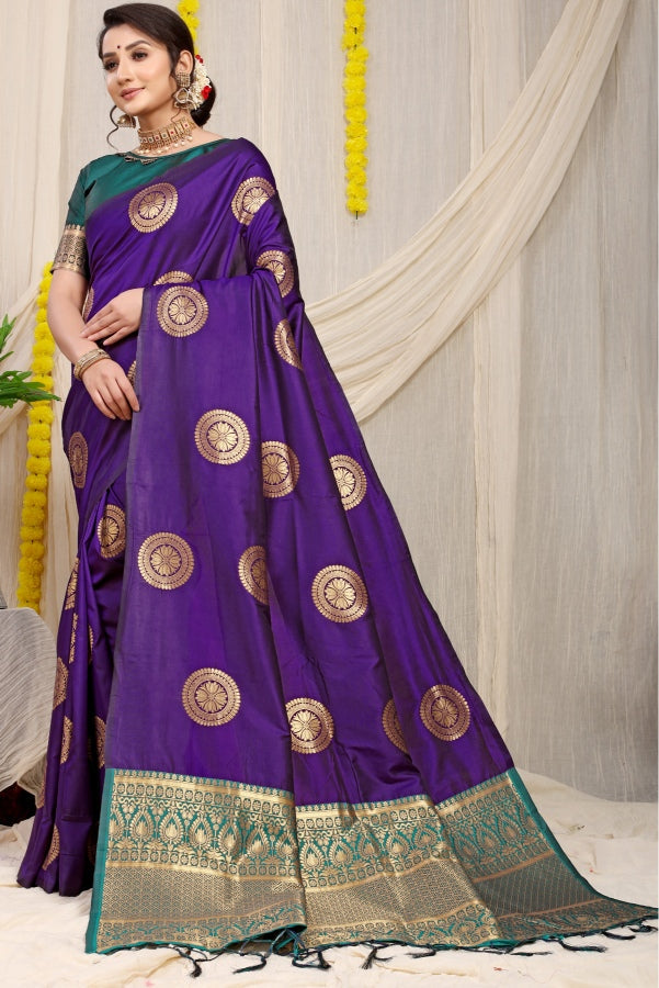 Eye-catching Royal Blue Kanjivaram Silk Saree and Angelic Blouse Piece