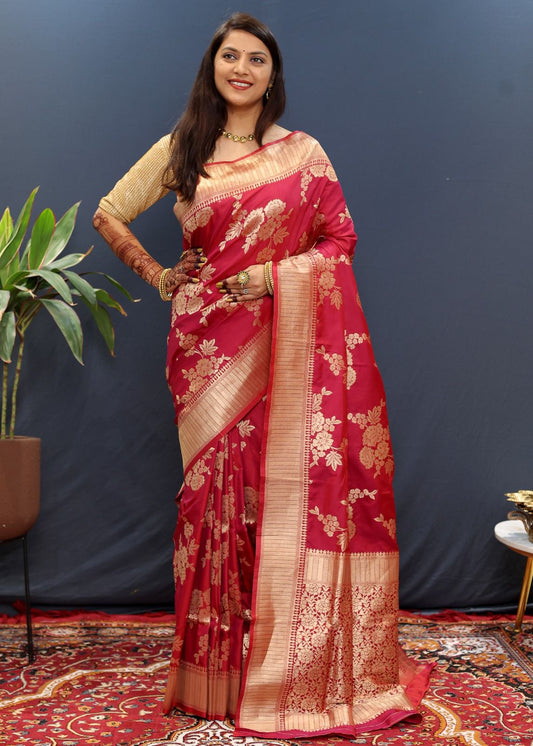 Adoring Wine Soft Banarasi Silk Saree With Vivacious Blouse Piece