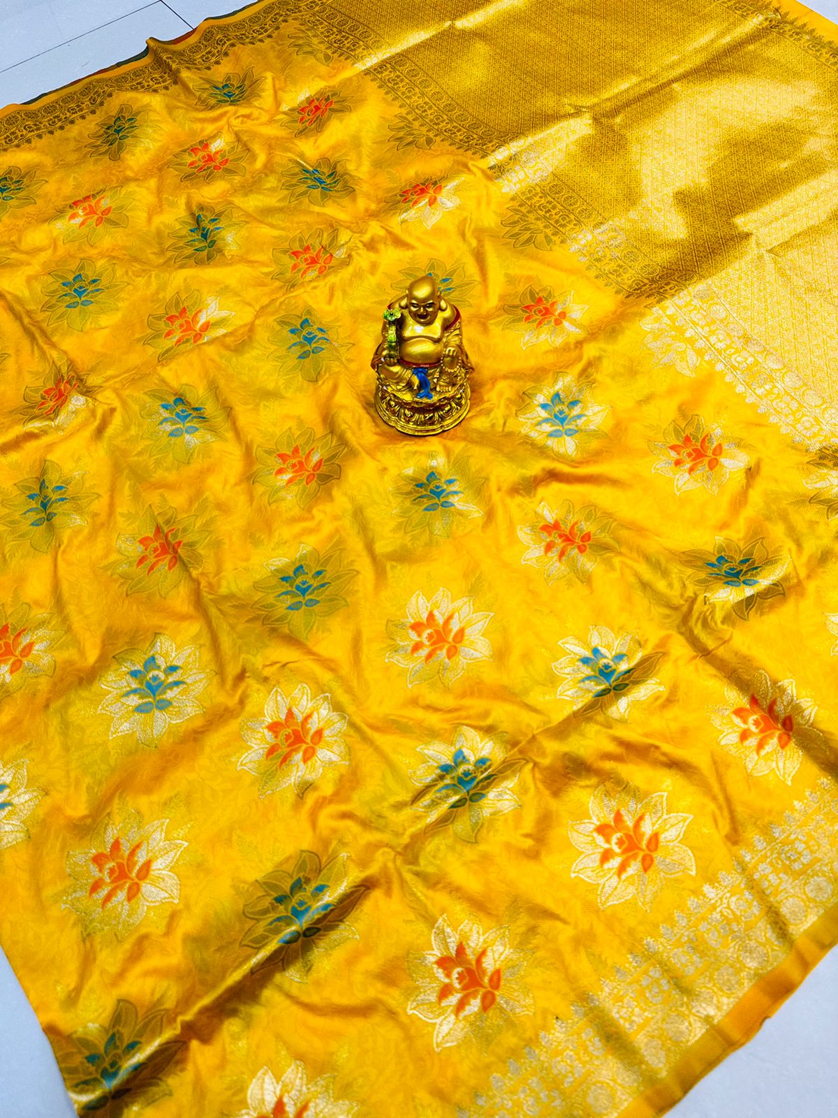 Ethnic Yellow Banarasi Silk Saree With Traditional Blouse Piece