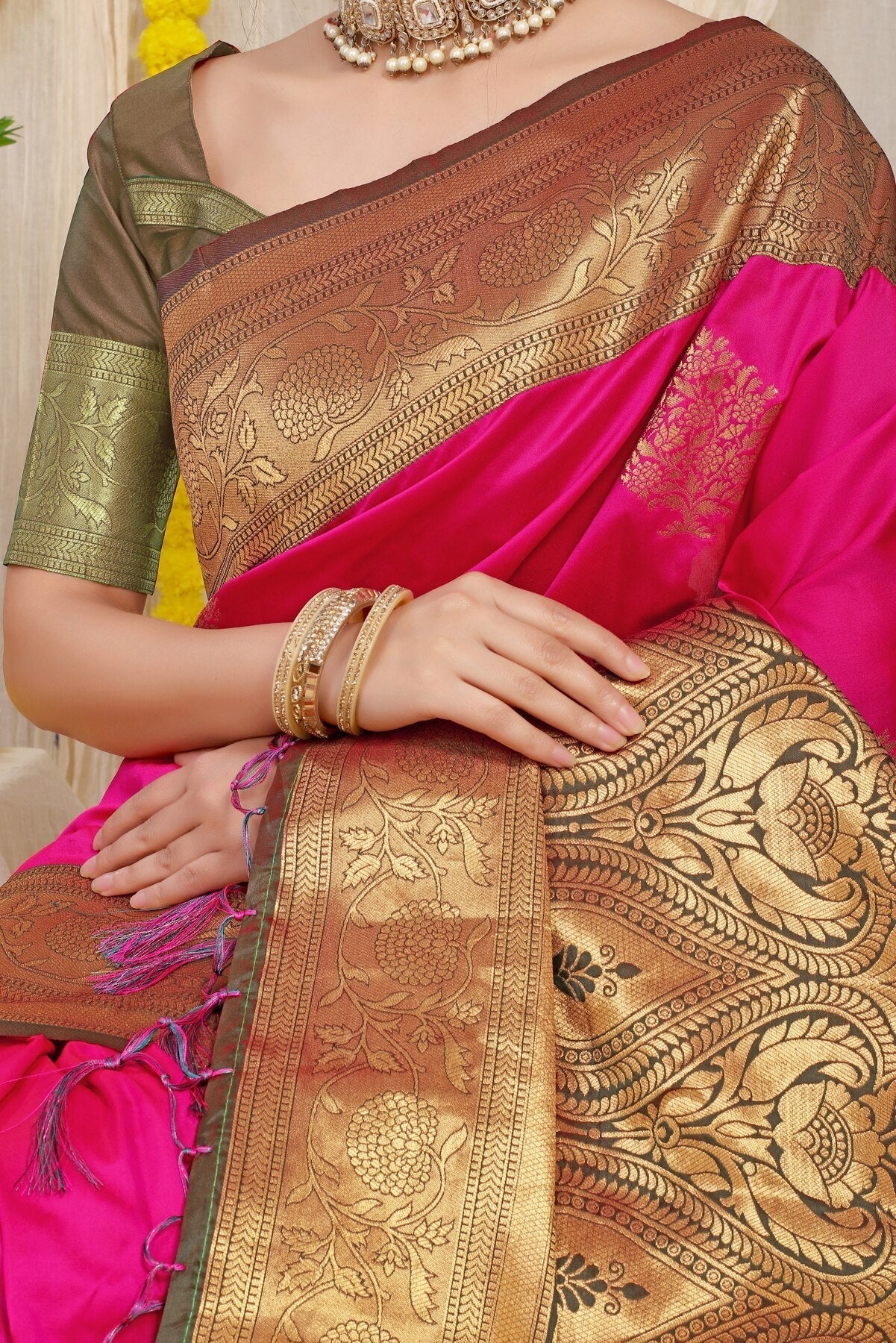 Demesne Dark Pink Banarasi Silk Saree With Forbearance Blouse Piece