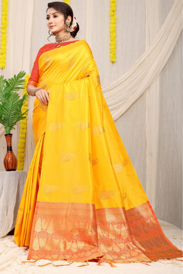 Intricate Yellow Banarasi Silk With Impressive Blouse Piece