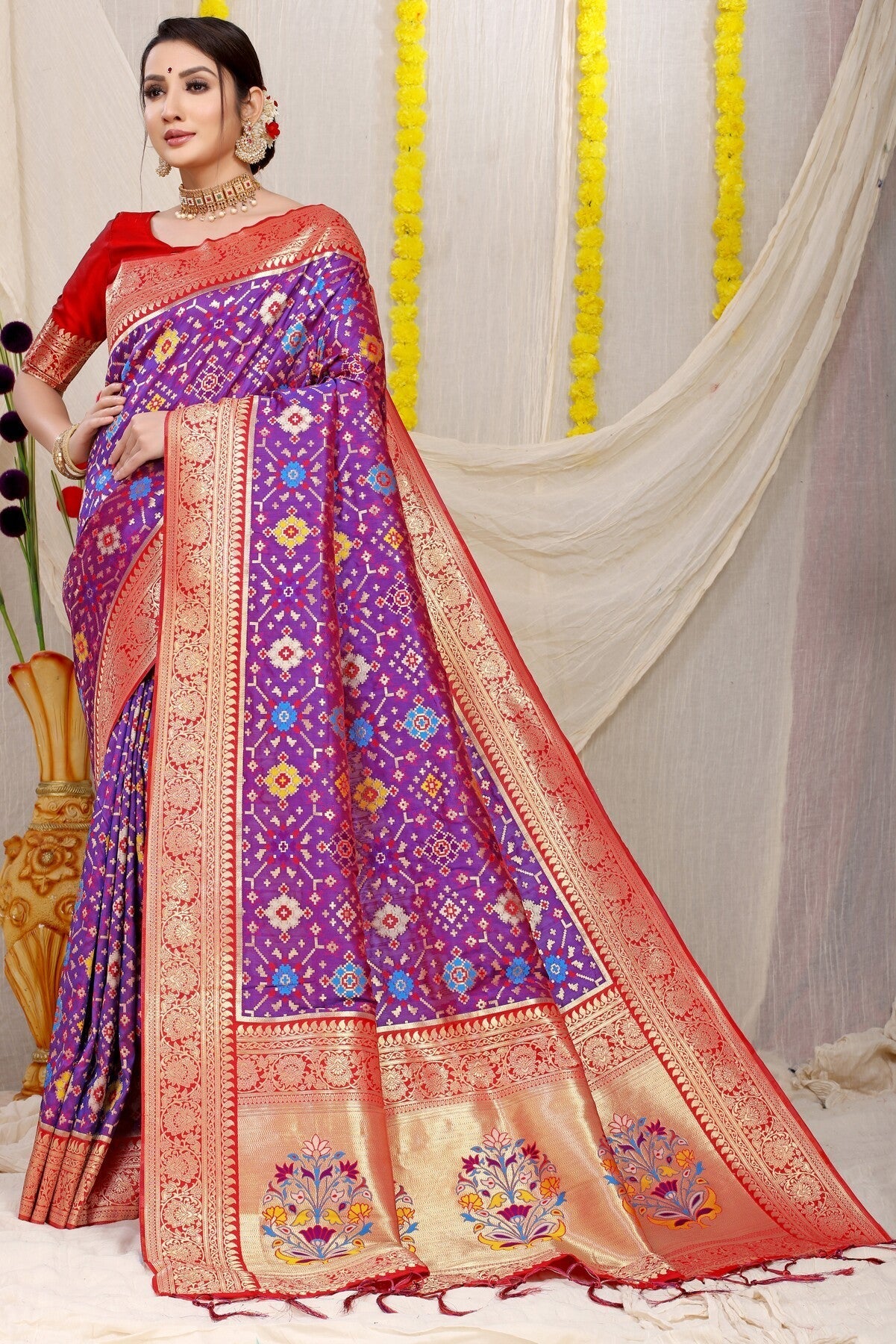 Beautiful Purple Soft Patola Silk Saree with Demanding Blouse Piece