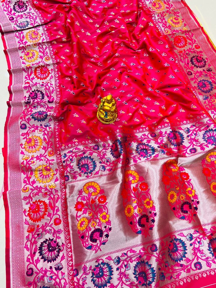 Capricious Dark Pink Banarasi Silk Saree With Scintilla Blouse Piece