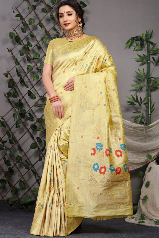 Delectable Beige Banarasi Silk Saree With Skinny Blouse Piece