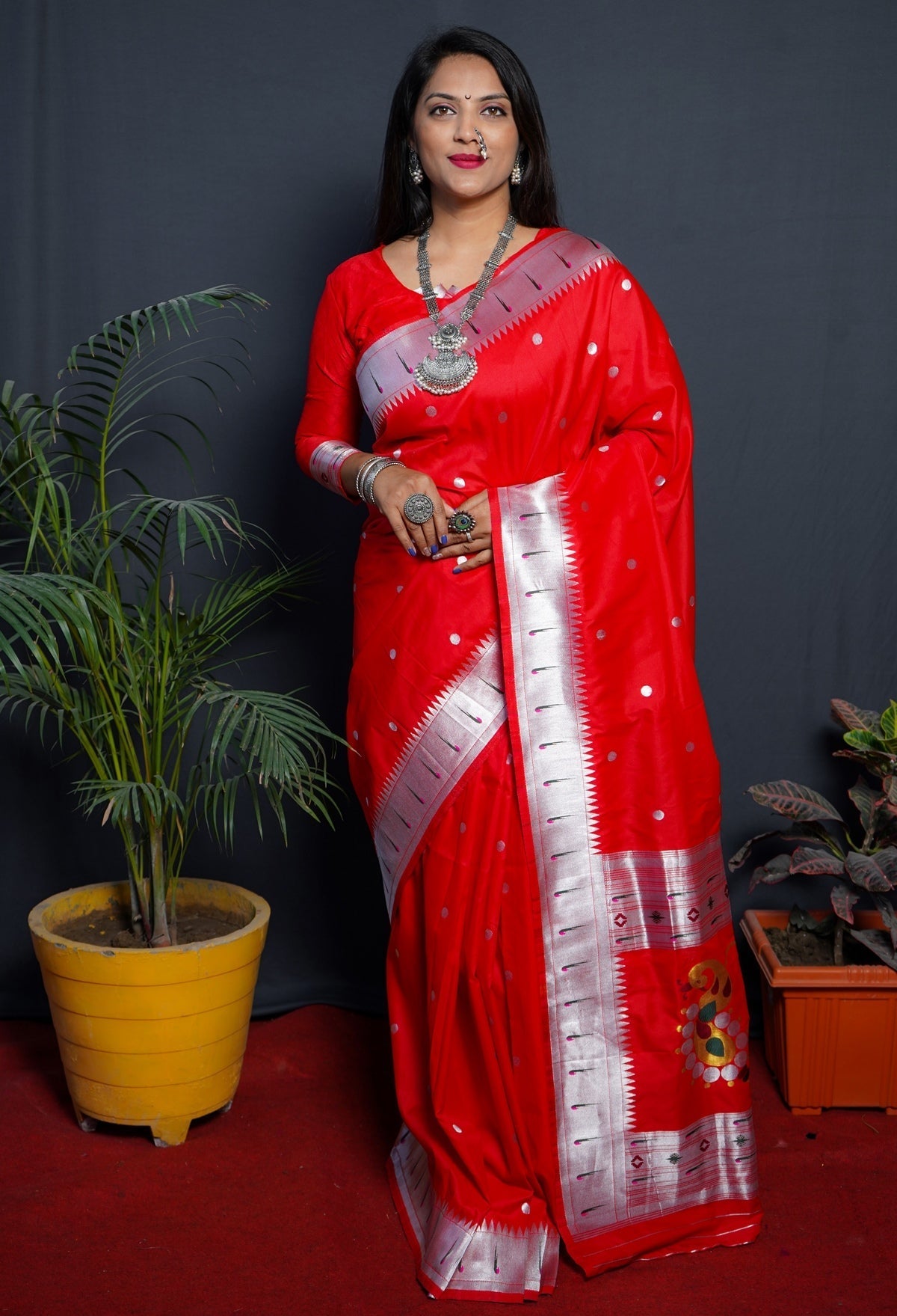 Beauteous Red Paithani Silk Saree With Angelic Blouse Piece