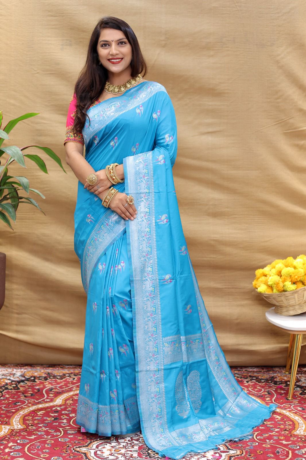 Delightful Firozi Soft Banarasi Silk Saree With Entrancing Blouse Piece