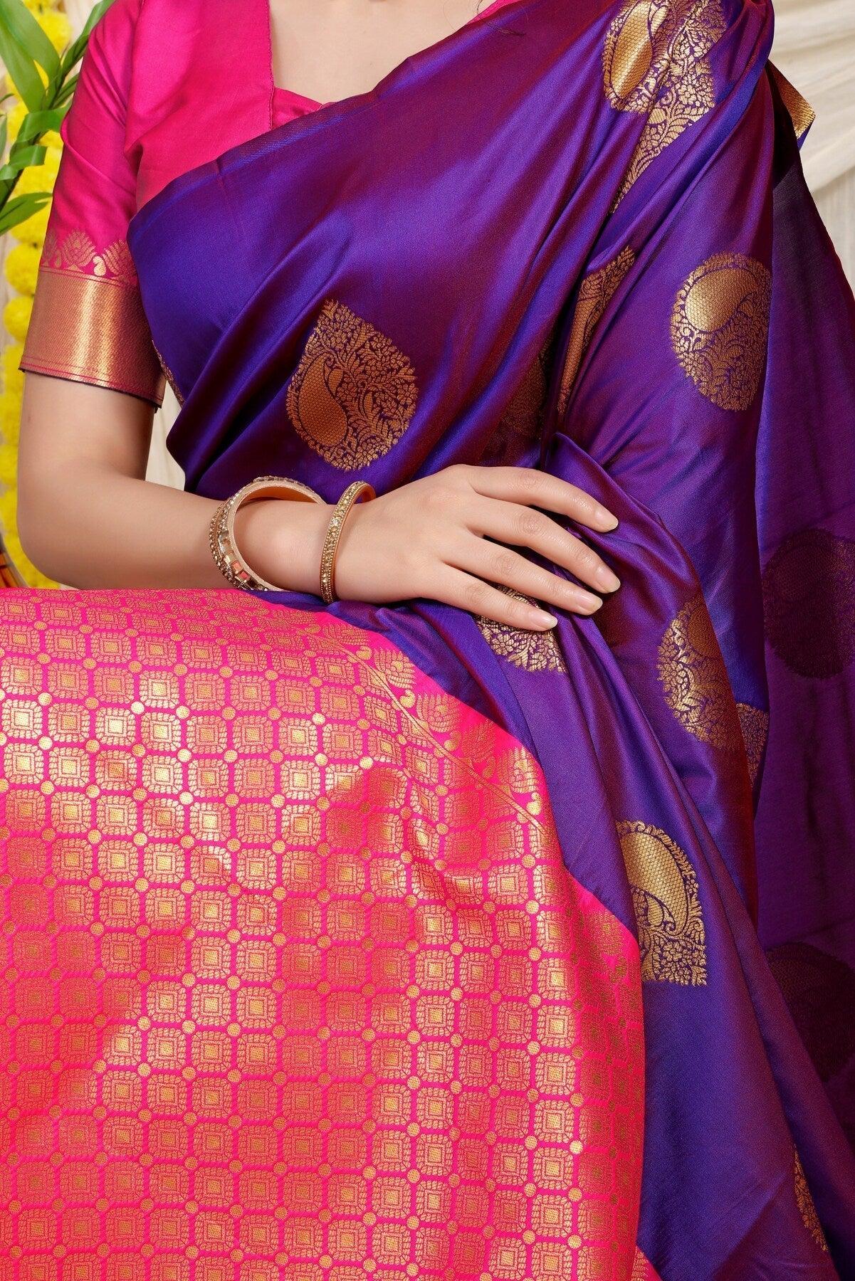 Charming Purple Banarasi Silk Saree With Engrossing Blouse Piece