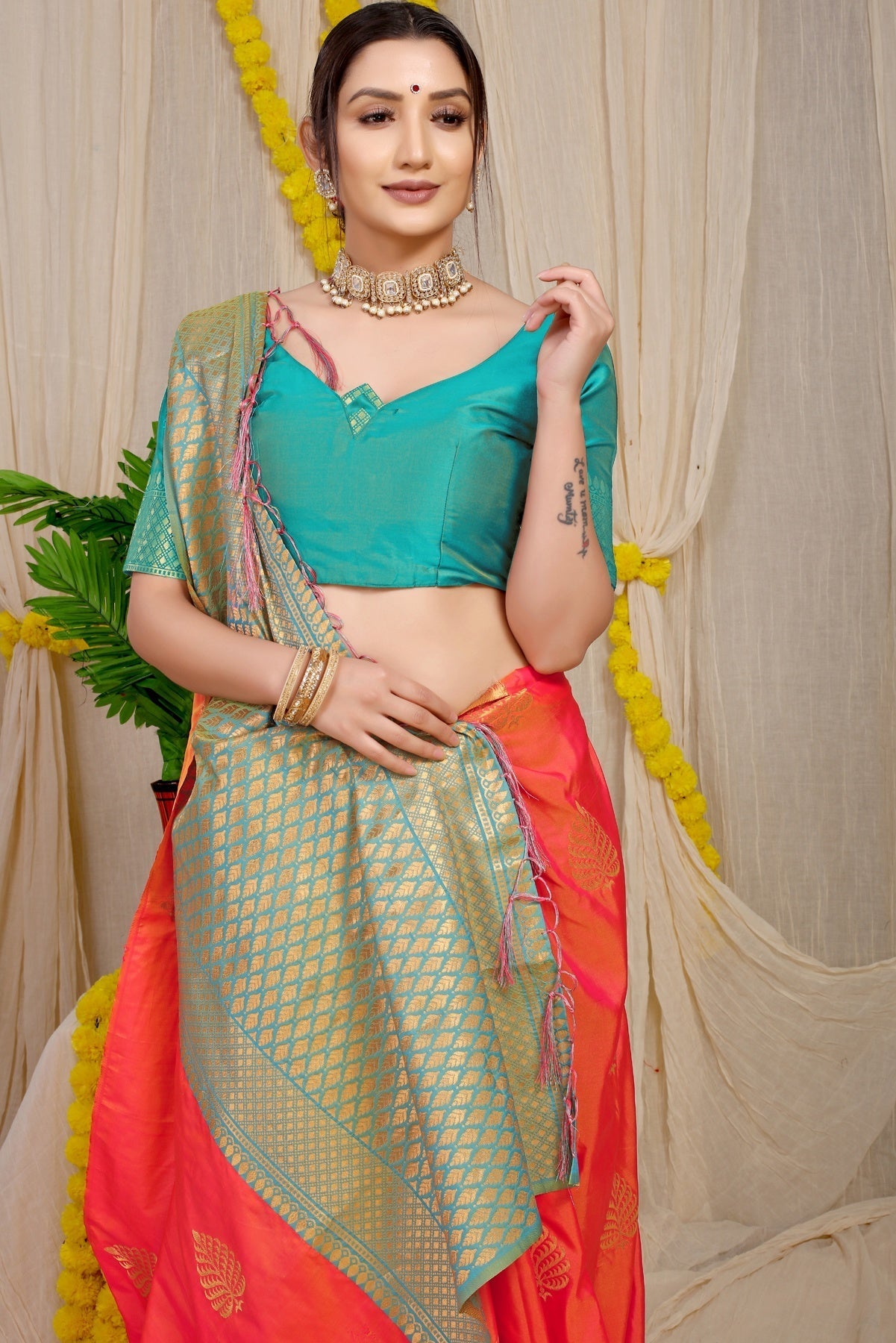 Desiring Peach Soft Banarasi Silk Saree With Lissome Blouse Piece