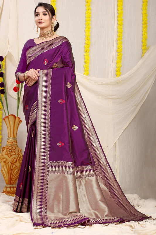 Lovely Purple Banarasi Silk Saree With Magnetic Blouse Piece