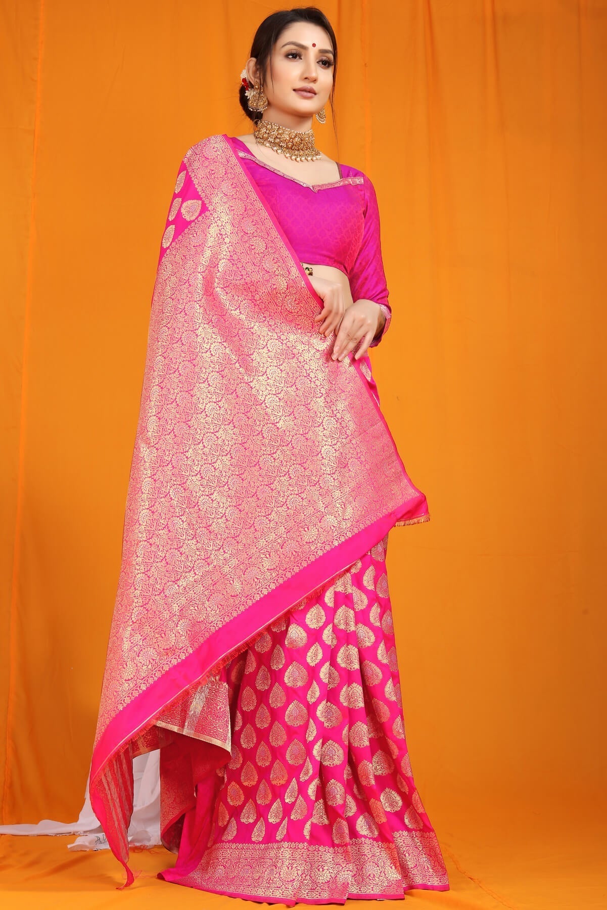 Invaluable Dark Pink Banarasi Silk Saree With Divine Blouse Piece