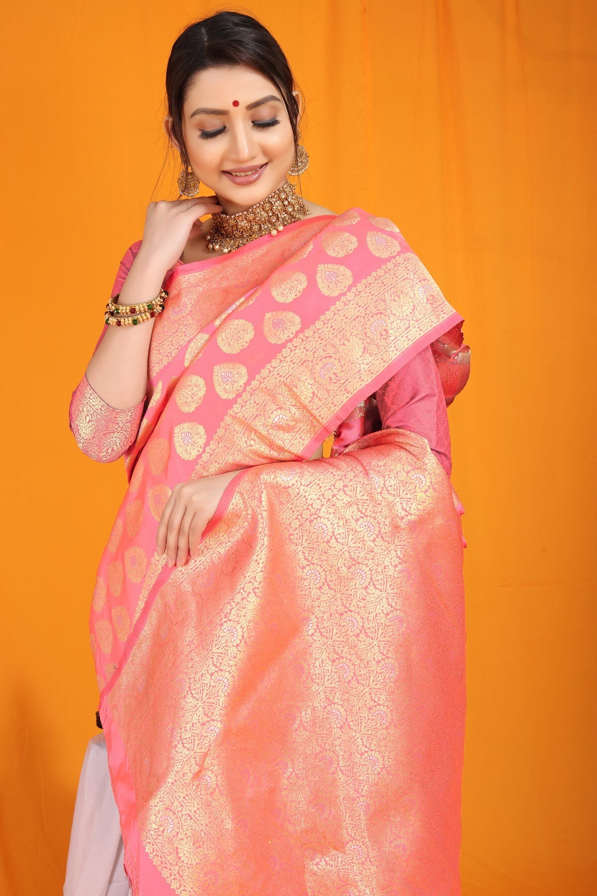 Intricate Pink Banarasi Silk Saree With Divine Blouse Piece