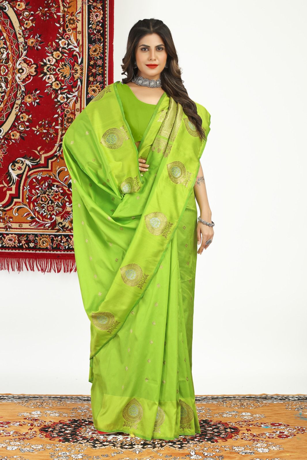 Designer Parrot Banarasi Silk Saree With Unique Blouse Piece