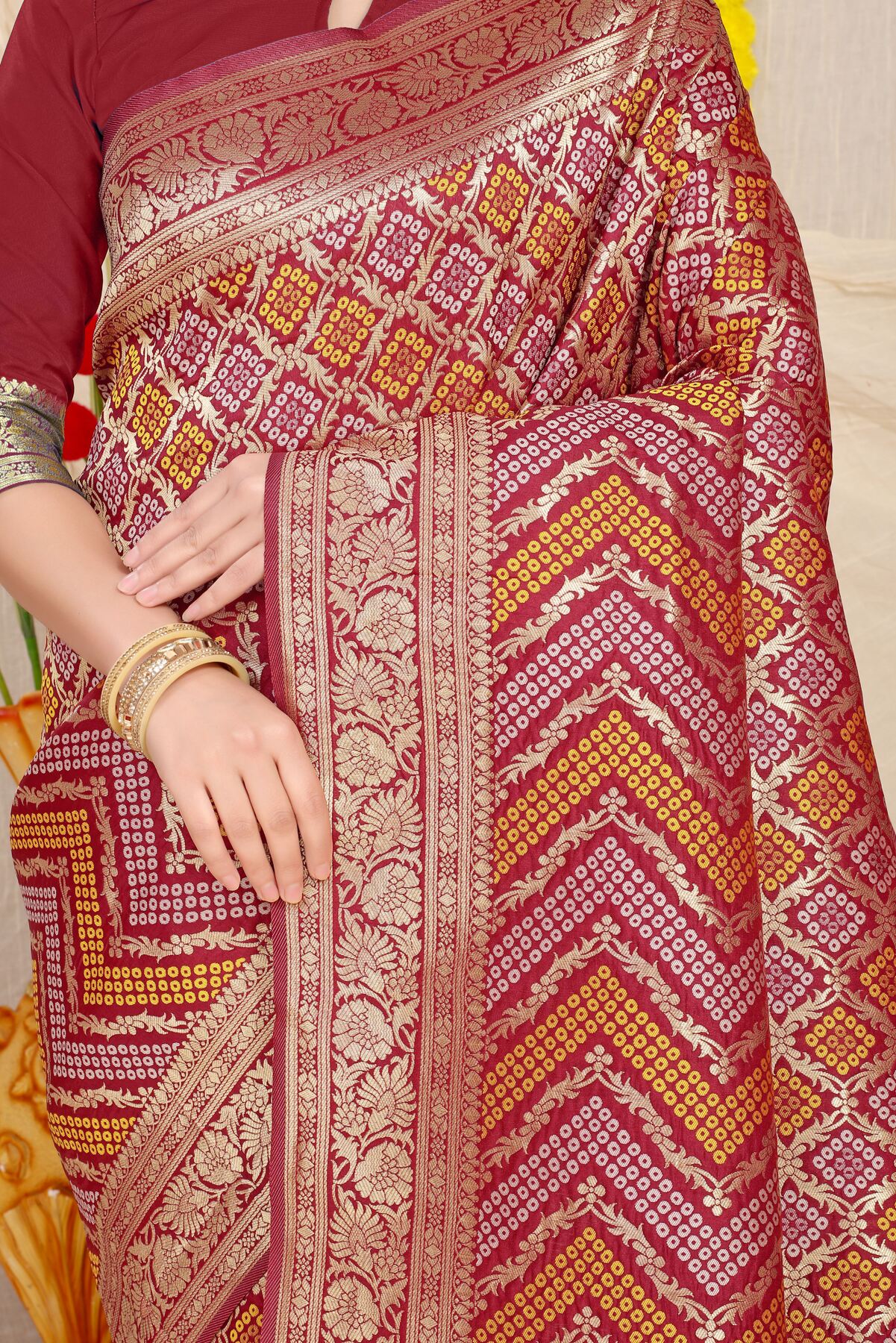 Lassitude Wine Soft Banarasi Silk Saree With Beautiful Blouse Piece