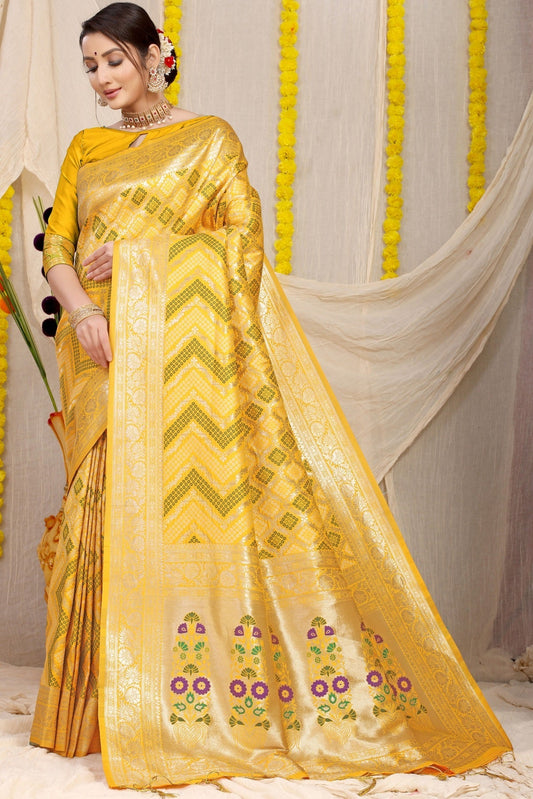 Imbrication Yellow Soft Banarasi Silk Saree With Beautiful Blouse Piece