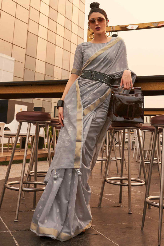 Exuberant Grey Cotton Silk Saree With Amiable Blouse Piece