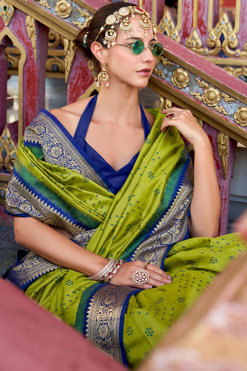 Incredible Mehndi Patola Silk Saree with Artistic Blouse Piece