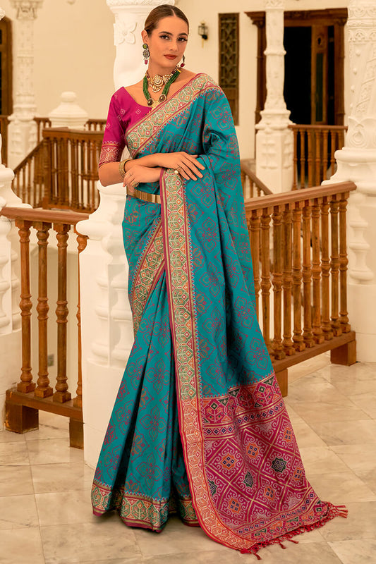 Classy Rama Patola Silk Saree with Skinny Blouse Piece