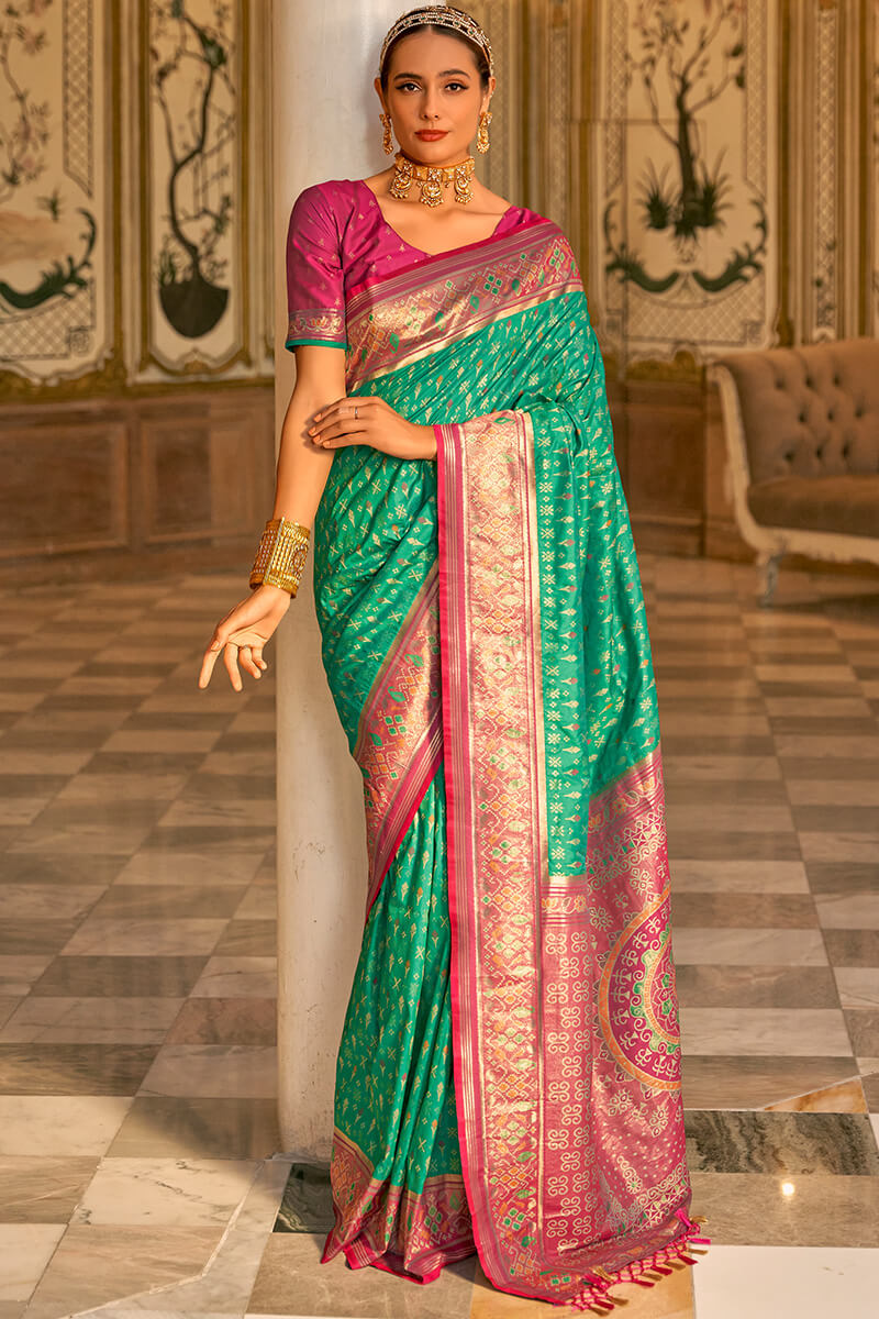 Lovely Green Soft Banarasi Silk Saree With Invaluable Blouse Piece