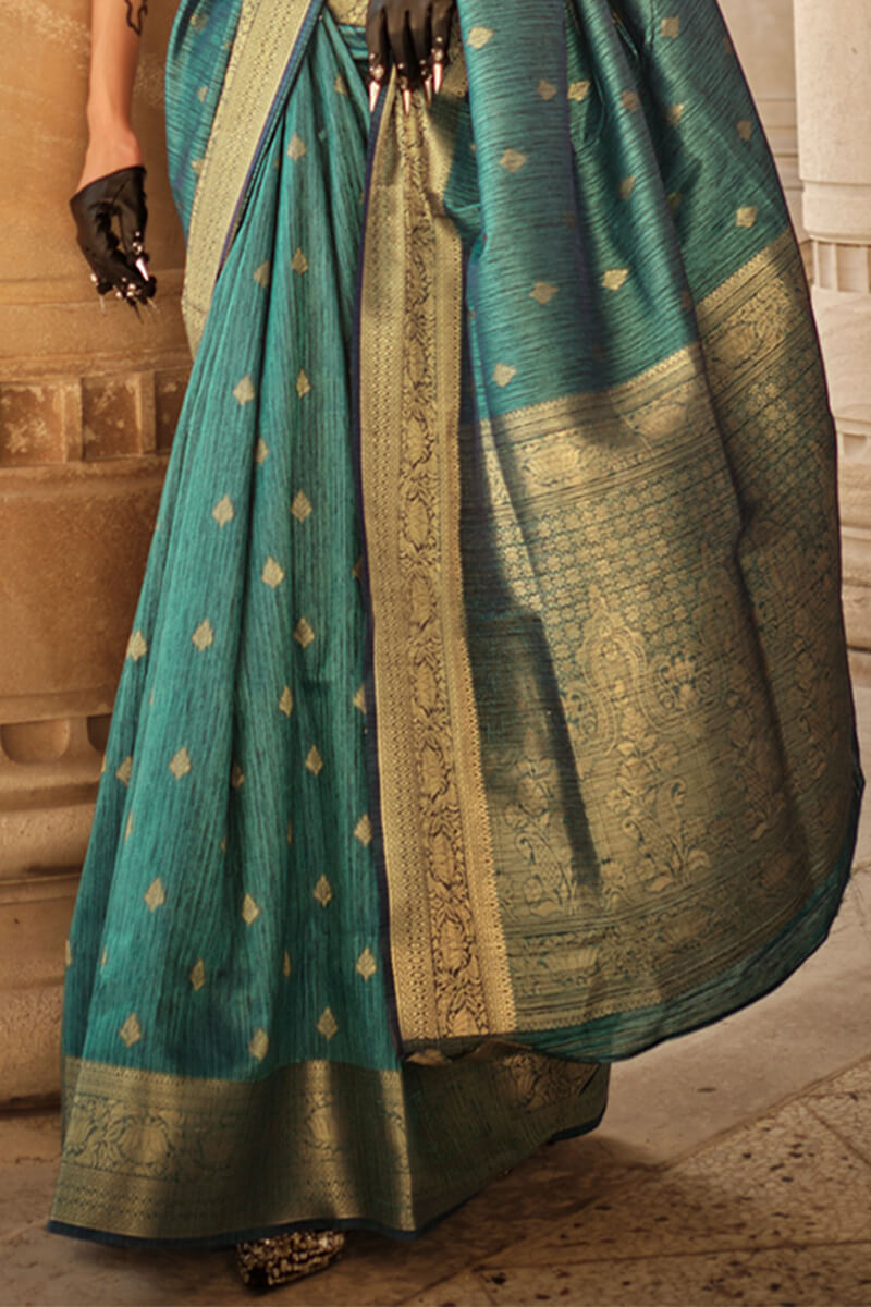 Demanding Rama Soft Banarasi Silk Saree With Ethereal Blouse Piece