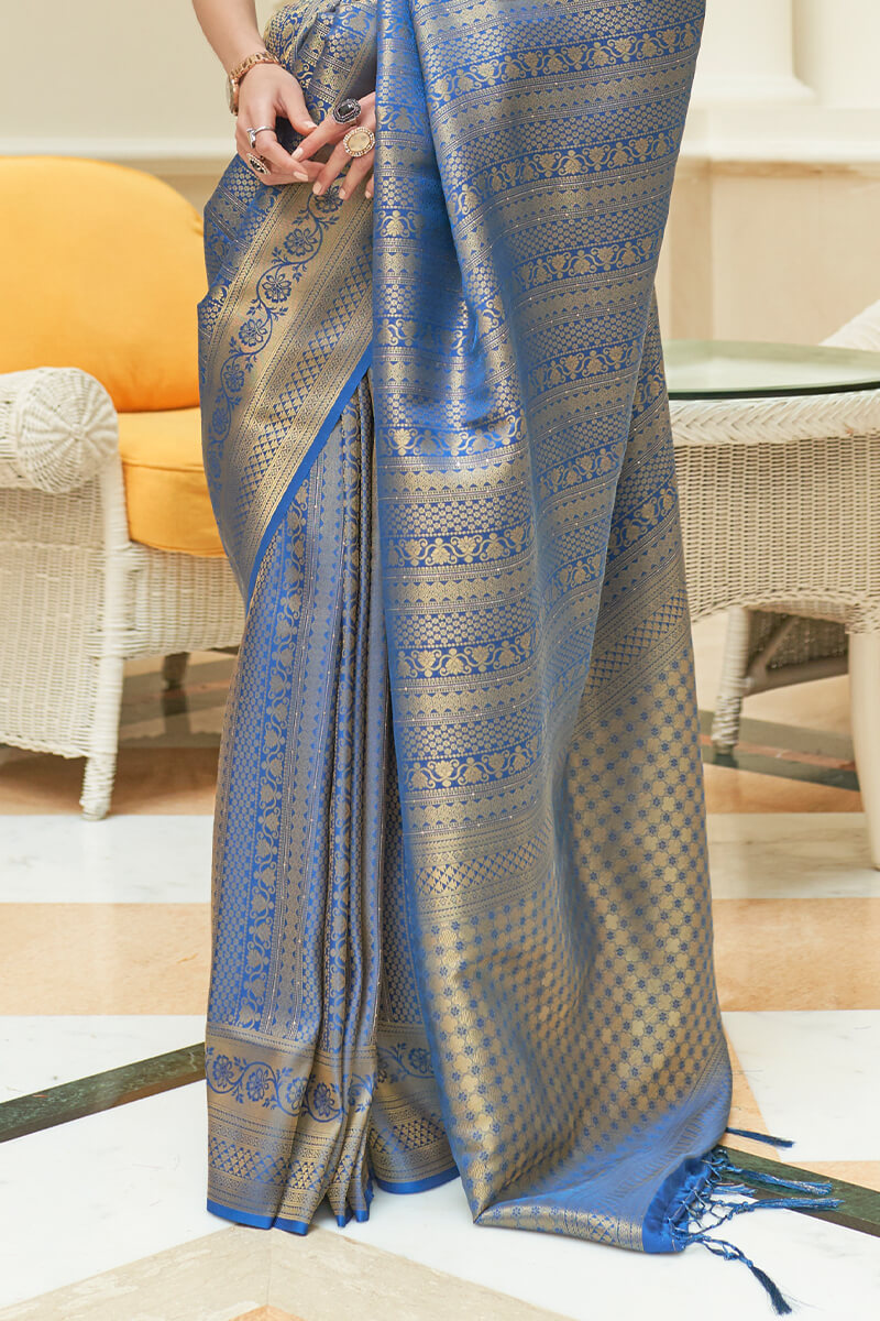 Extraordinary Blue Kanjivaram Silk Saree With Charming Blouse Piece