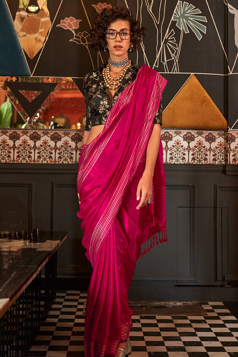 Extraordinary Dark Pink Soft Banarasi Silk Saree With Energetic Blouse Piece