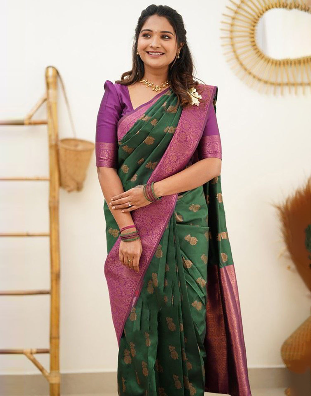 Attractive Green Copper Zari Saree With Jaquard border Blouse