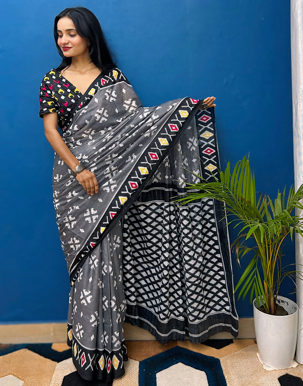 Beautiful Gray Pure Soft Mulmul Cotton Saree With Printed Work