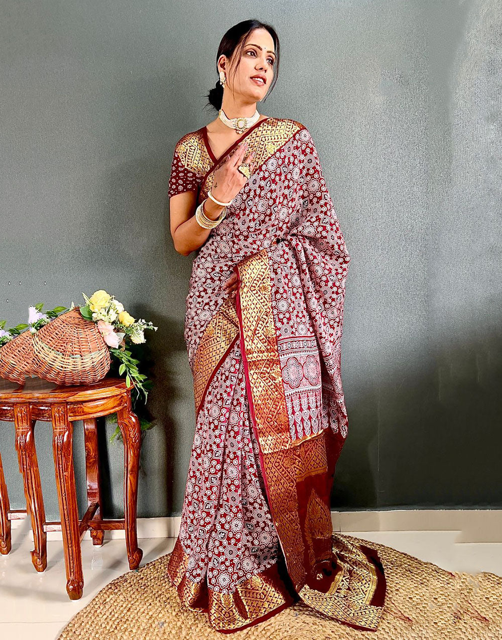 Maroon Art Silk Saree With Zari Weaving Border & Rich Pallu