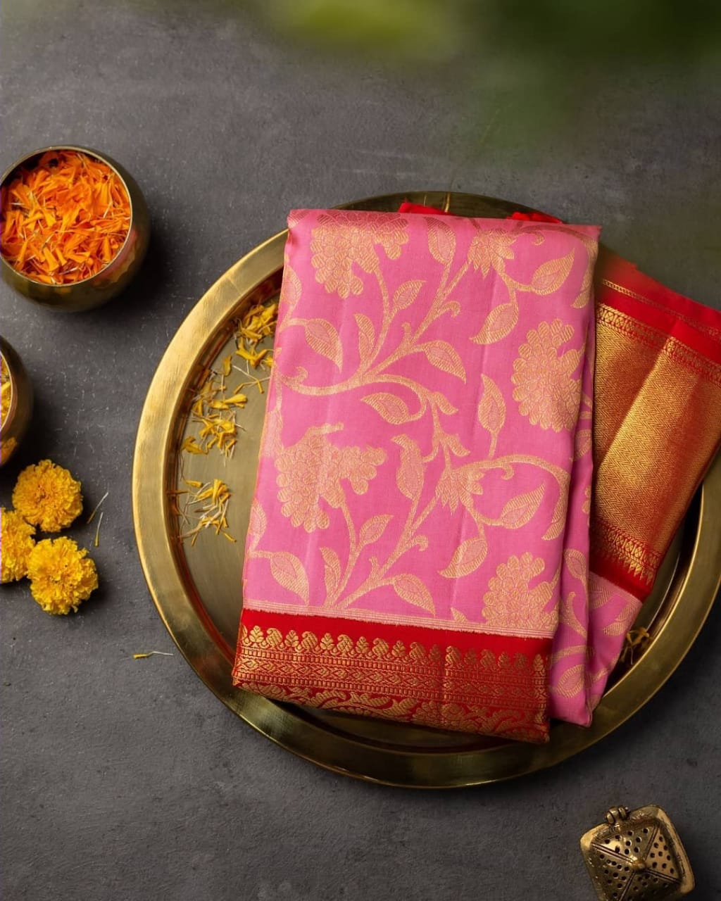 Gossamer Pink Soft Banarasi Silk Saree With Beautiful Blouse Piece