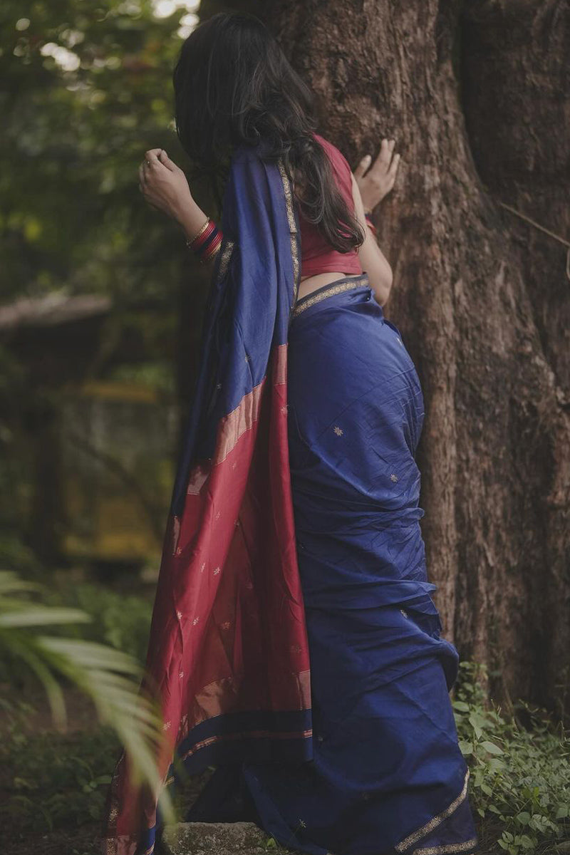 Exquisite Navy Blue Cotton Silk Saree With Ailurophile Blouse Piece