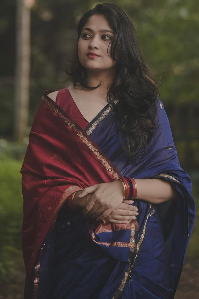 Exquisite Navy Blue Cotton Silk Saree With Ailurophile Blouse Piece