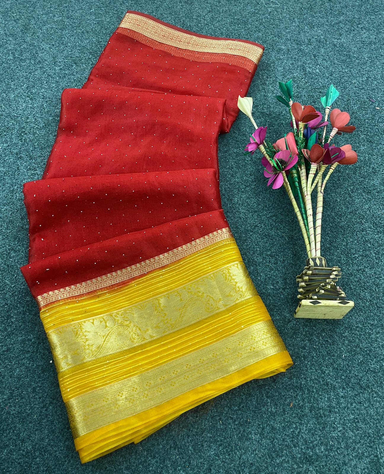 Exuberant Red Organza Silk Saree With Exemplary Blouse Piece