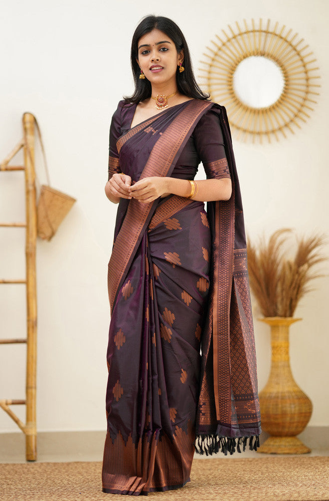 Exquisite Purple Soft Silk Saree With Adoring Blouse Piece