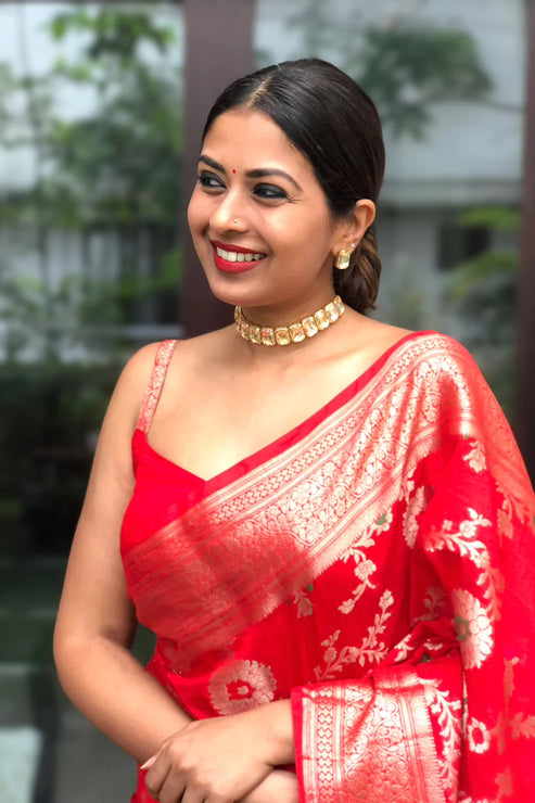 Beautiful Red Soft Silk Saree With Traditional Blouse Piece