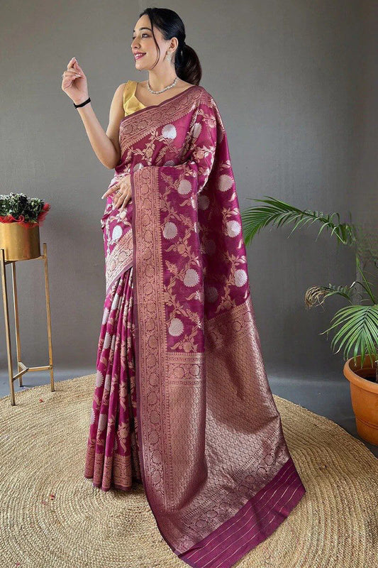 Gratifying Wine Cotton Silk Saree With Denouement Blouse Piece