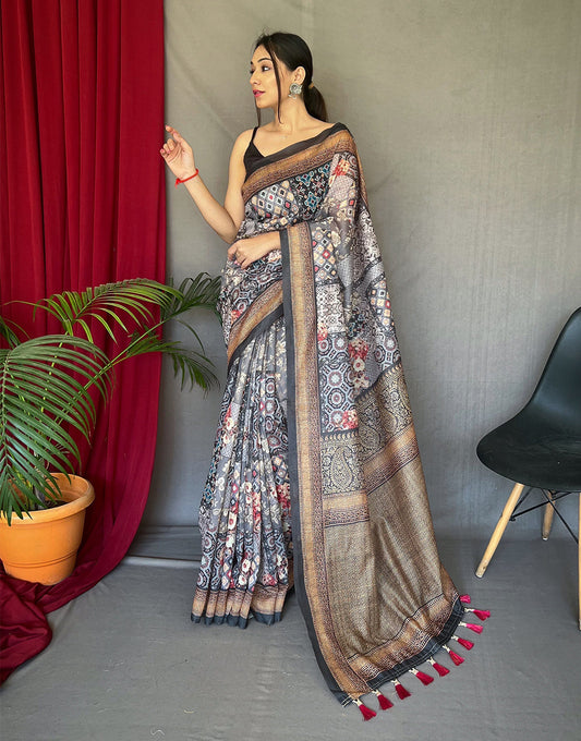 Black Cotton Saree With Printed Work