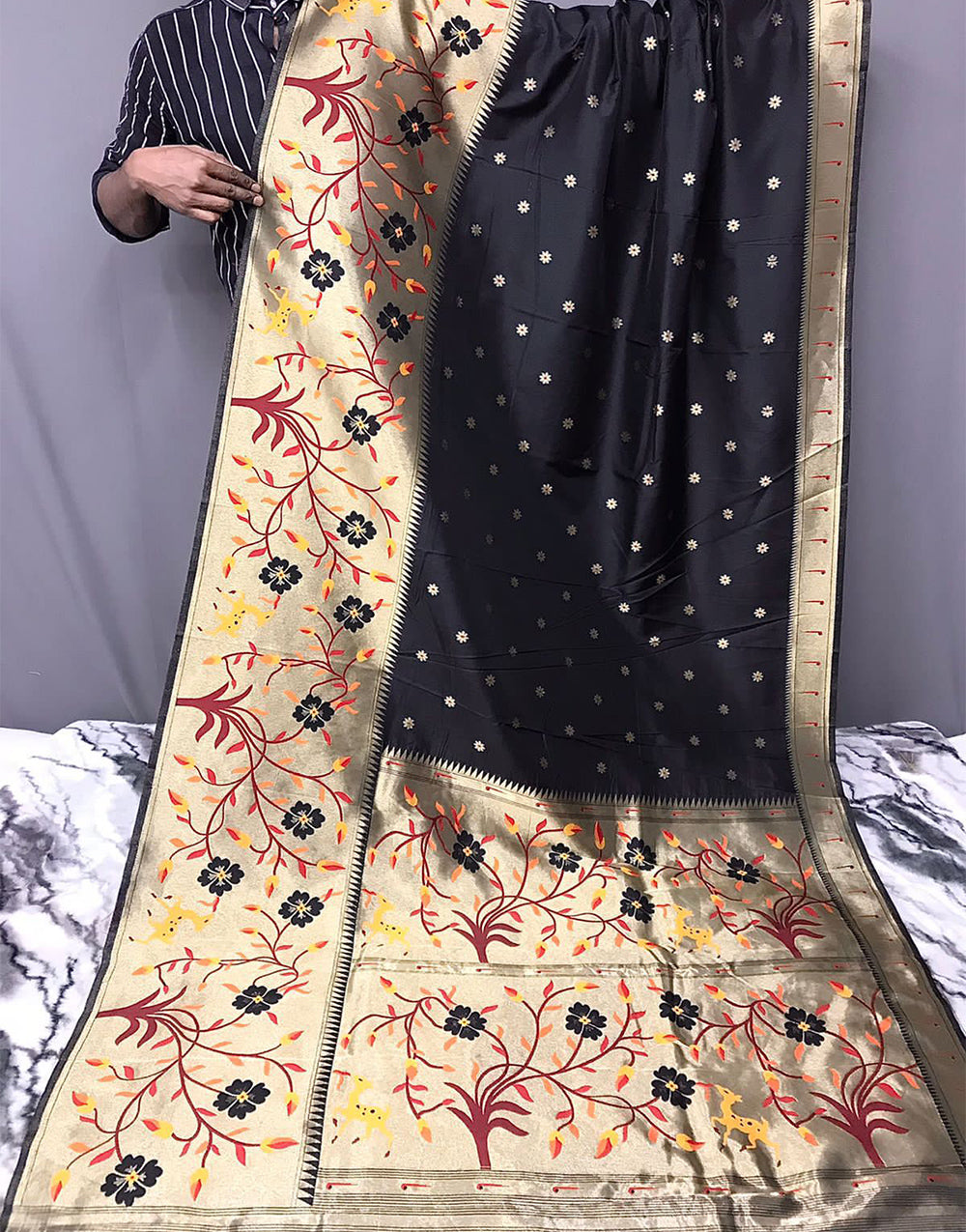 Black Paithani Silk Saree With Zari Weaving Work