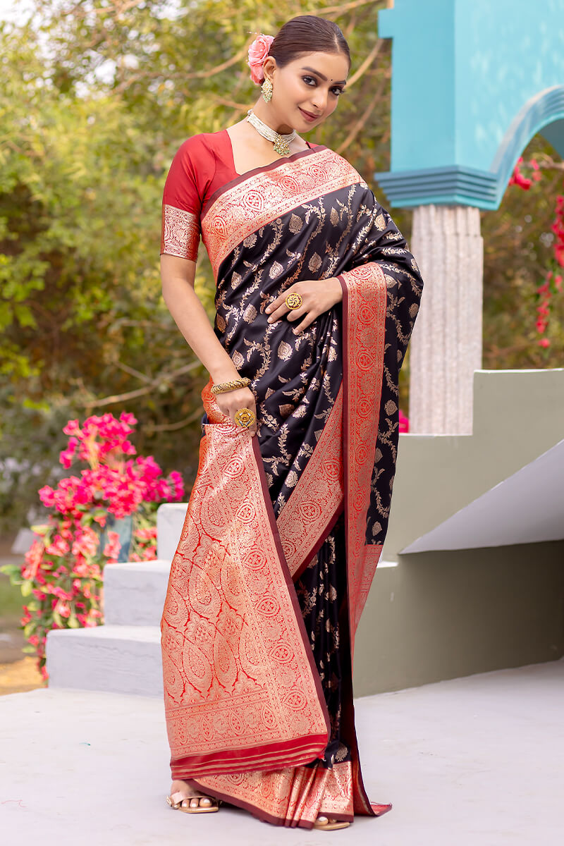 Desirable Black Soft Banarasi Silk Saree With Mesmeric Blouse Piece