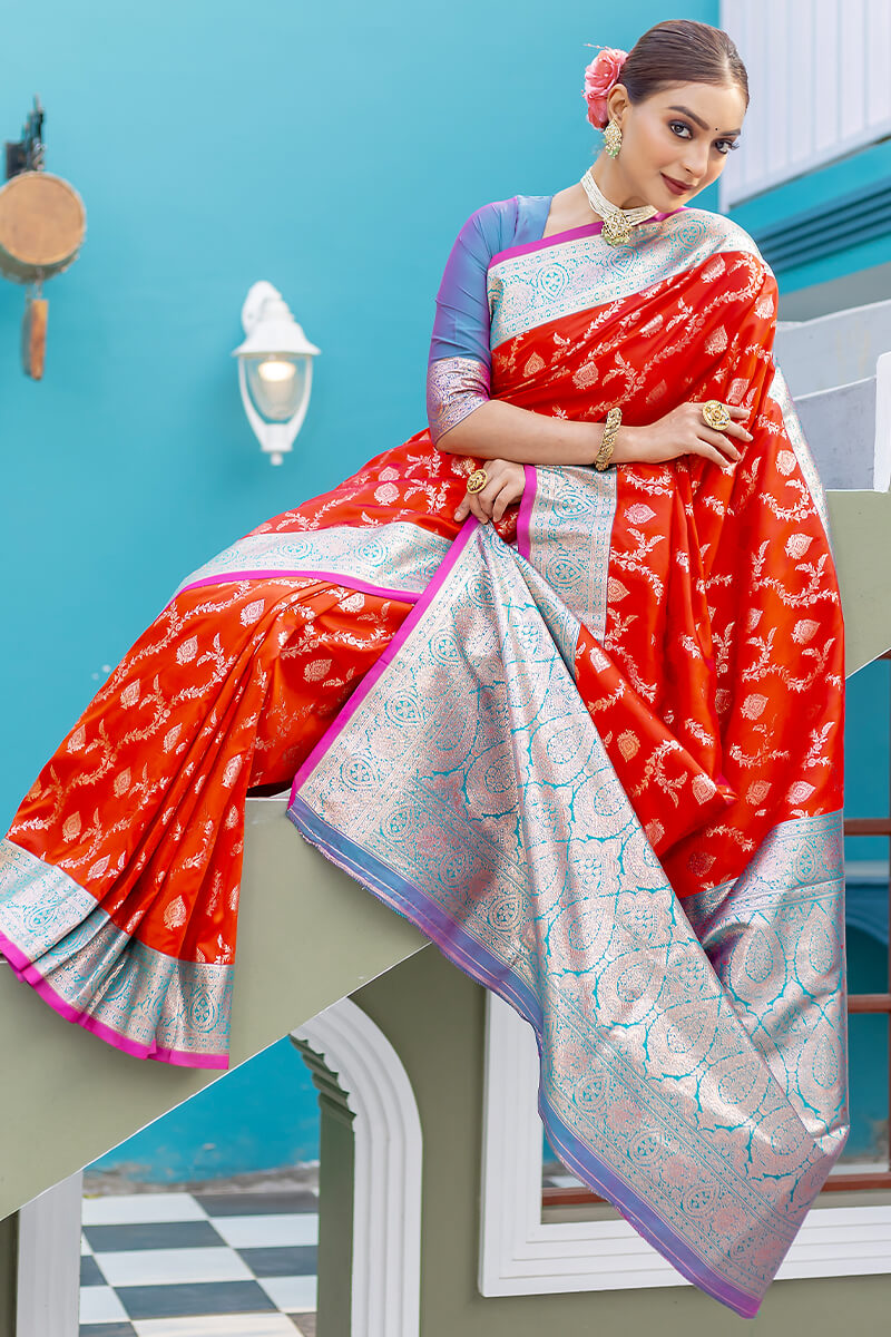 Invaluable Red Soft Banarasi Silk Saree With Demanding Blouse Piece