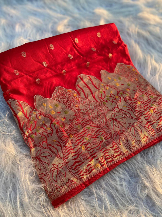 Lassitude Red Soft Banarasi Silk Saree With Vestigial Blouse Piece