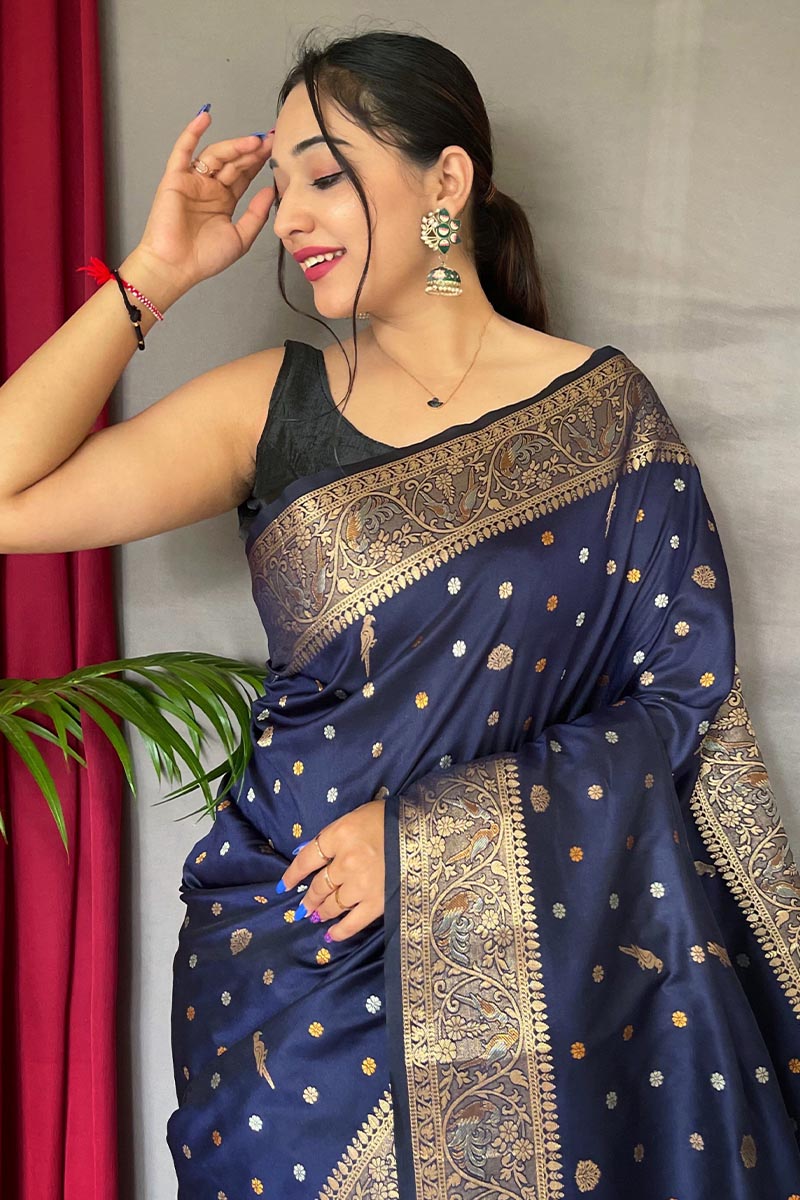 Luxuriant Navy Blue Soft Banarasi Silk Saree With Exemplary Blouse Piece