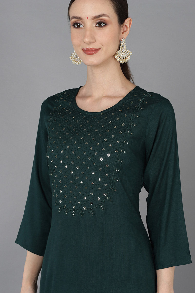 Green Cotton Blend Yoke Design Solid Straight Kurta VCK8911