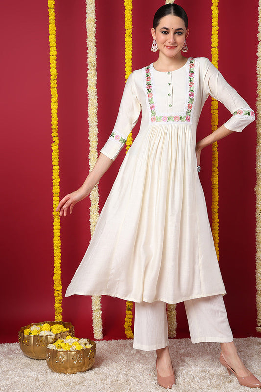 Off White Silk Blend Solid Embroidered Flared Kurta VCK9542