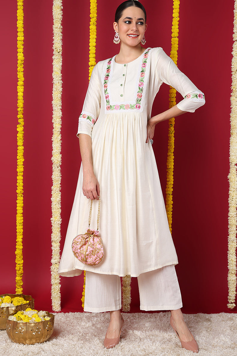 Off White Silk Blend Solid Embroidered Flared Kurta VCK9542