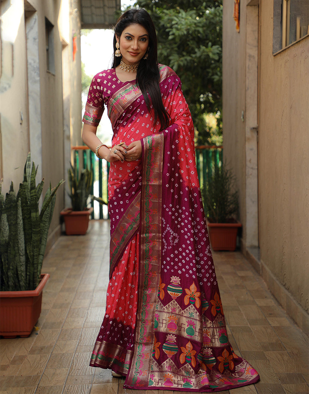 Magenta & Peach Hand Bandhej Bandhani Saree With Weaving Work