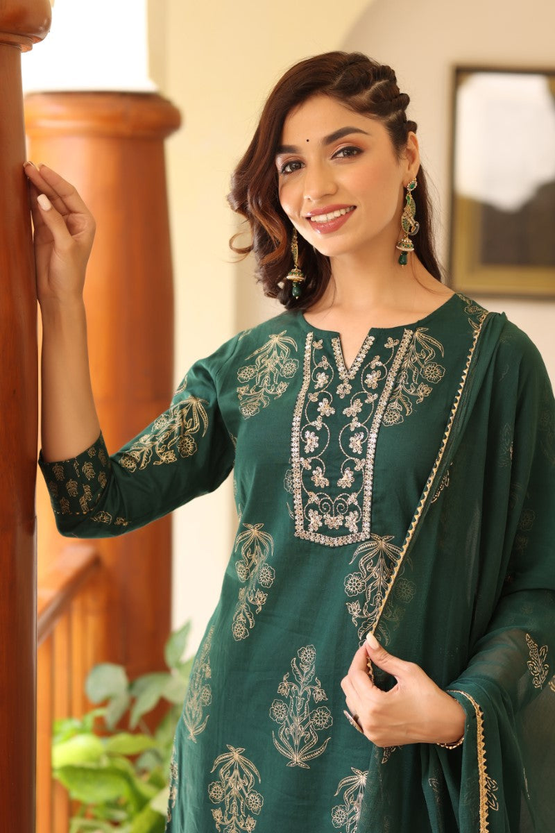 Green Gold Ethnic Print sequence Detail Cotton Kurta with Trousers Dupatta VKSKD1177