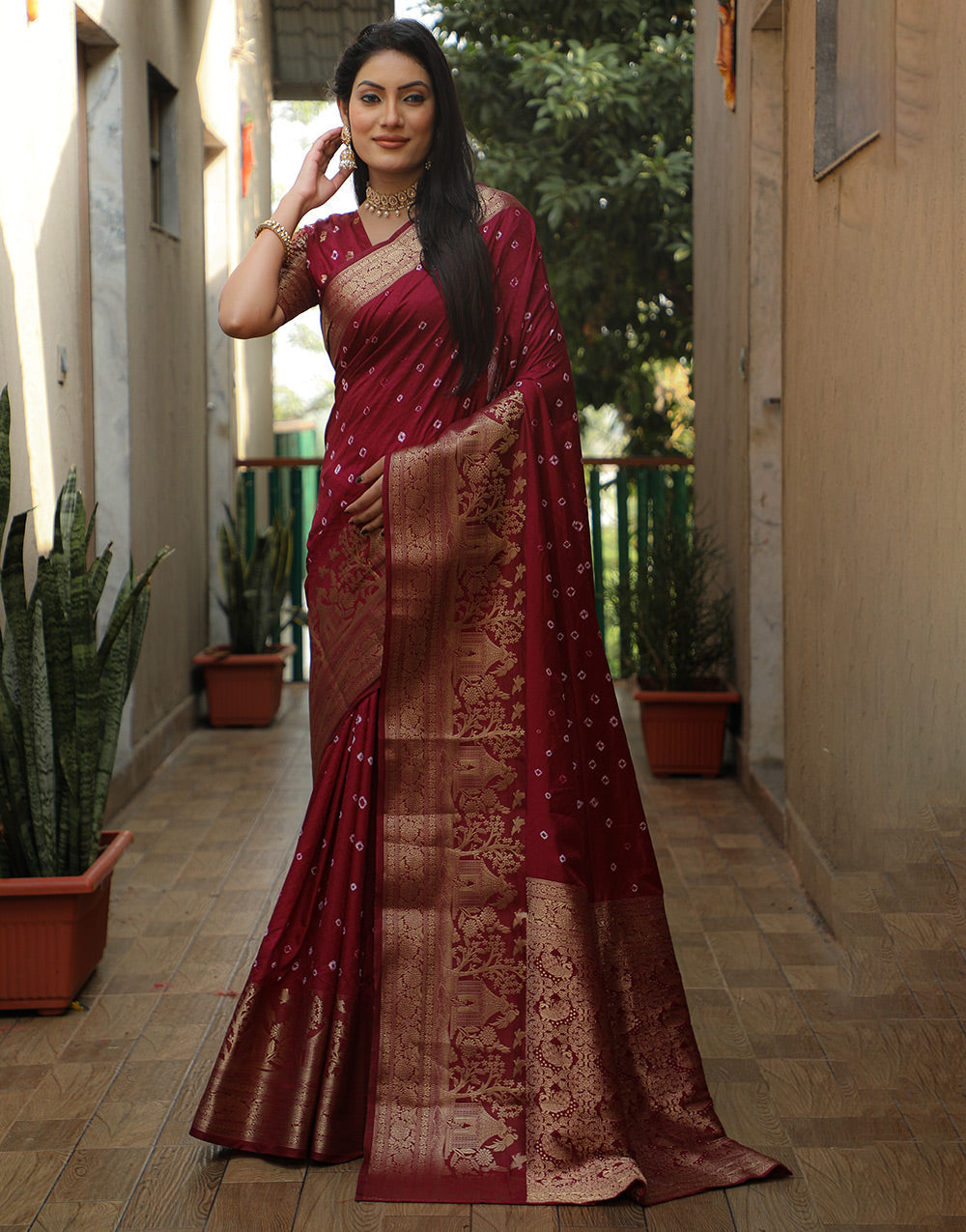 Burnt Maroon Dola Silk Bandhani Saree With Weaving Work