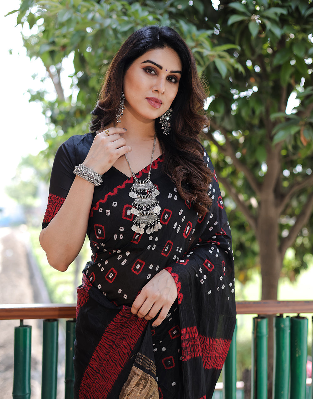 Black Hand Bandhej Bandhani Saree With Zari Weaving Work